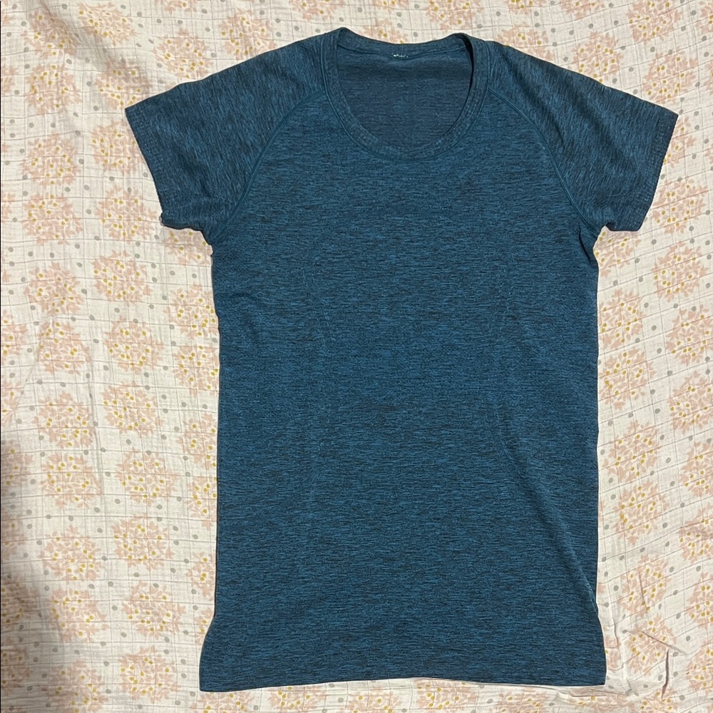 lululemon athletica swiftly Teal Short Sleeve Tee